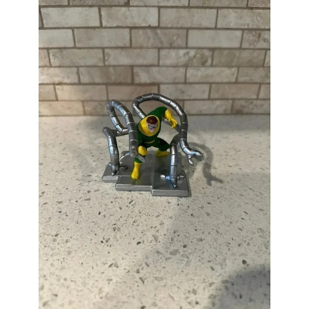 Marvel Spider-Man Doctor Octopus PVC Cake Topper Figure With Base #db